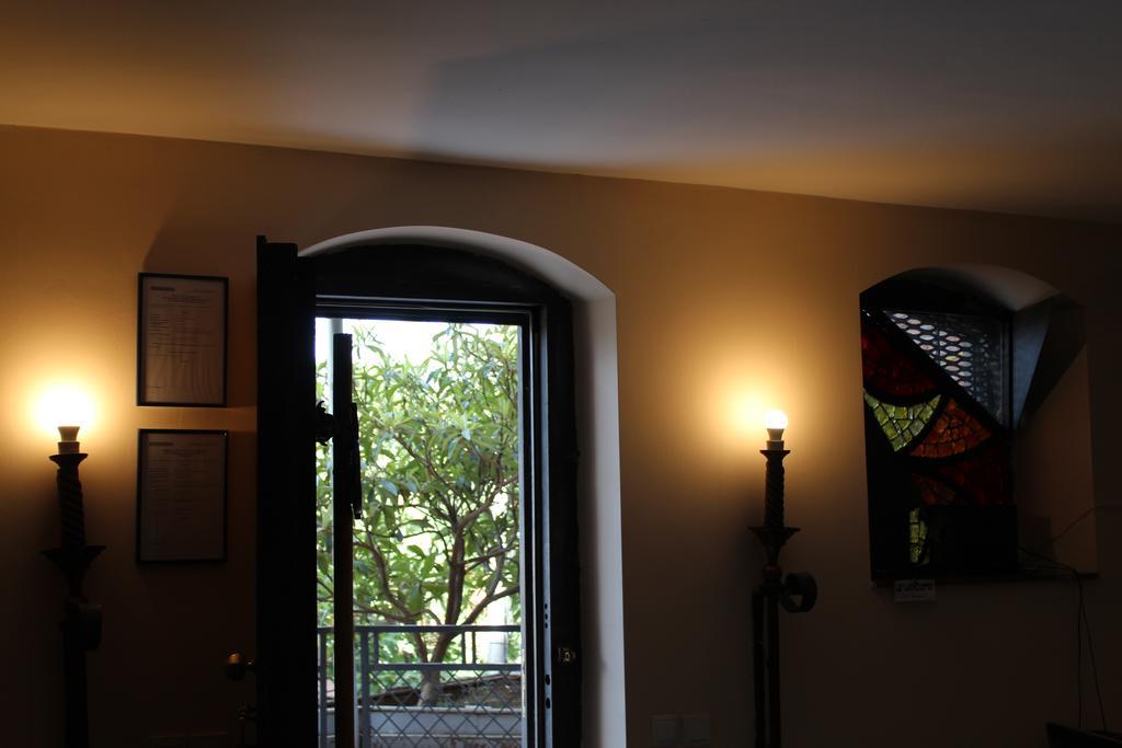 Tbilisi Friends Hostel Luaran gambar